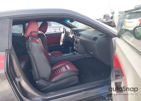 2013 Dodge Challenger R/T Classic z USA, uszkodzony, nr VIN 2C3CDYBT6DH579329